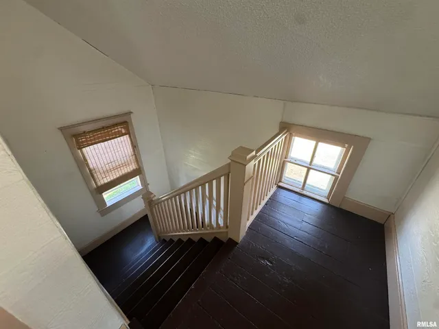 $49,000 | 584 East South Street, Galesburg, IL 61401