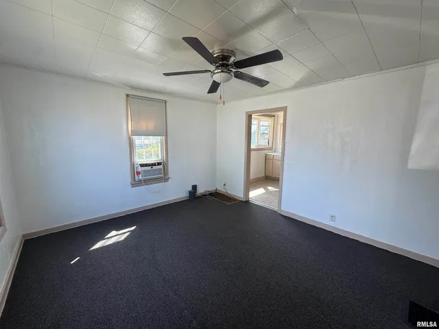 $49,000 | 584 East South Street, Galesburg, IL 61401