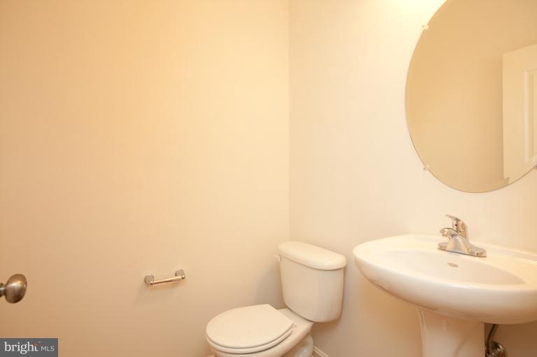 1631 Fletchers Way Point of Rocks, MD 21777 - Photo 3 of 23 Bath