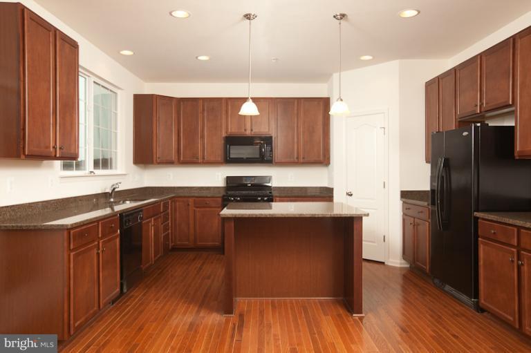 1631 Fletchers Way Point of Rocks, MD 21777 - Photo 4 of 23 Kitchen