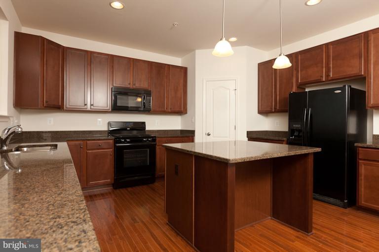 1631 Fletchers Way Point of Rocks, MD 21777 - Photo 7 of 23 Kitchen