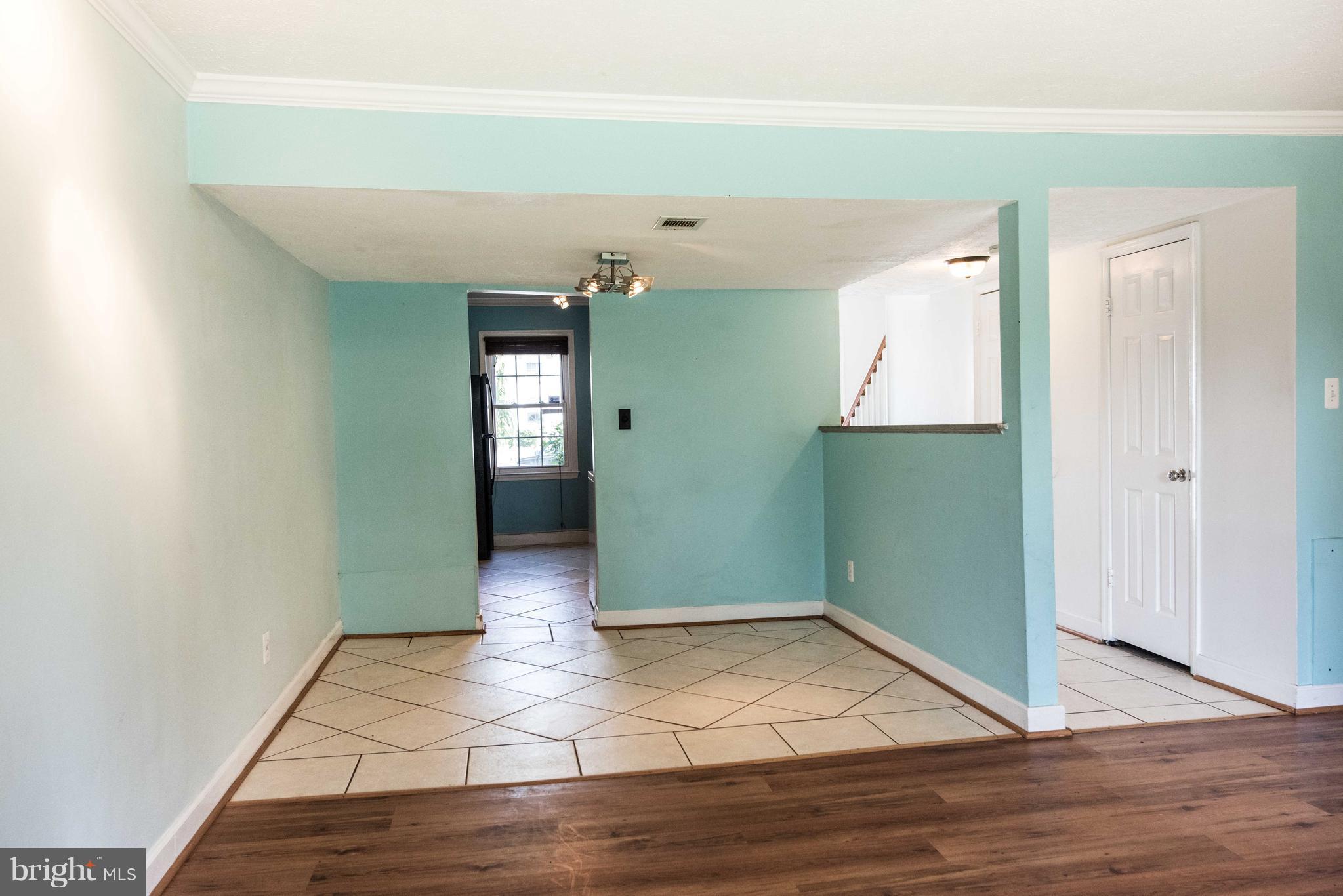 9915 Hampton Road Manassas, VA 20110 - Photo 11 of 30 Dining Room