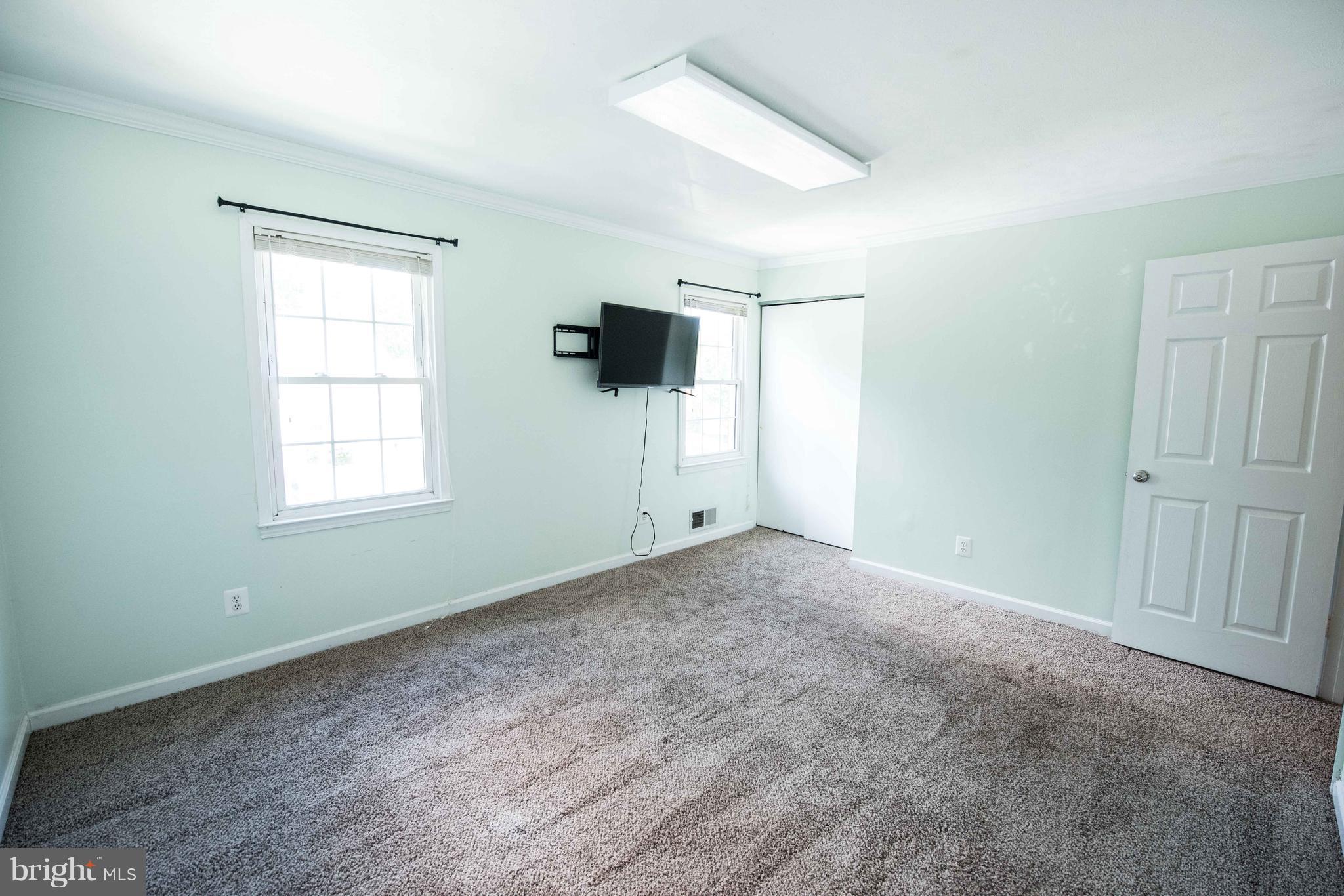 9915 Hampton Road Manassas, VA 20110 - Photo 17 of 30 Bedroom (Master)