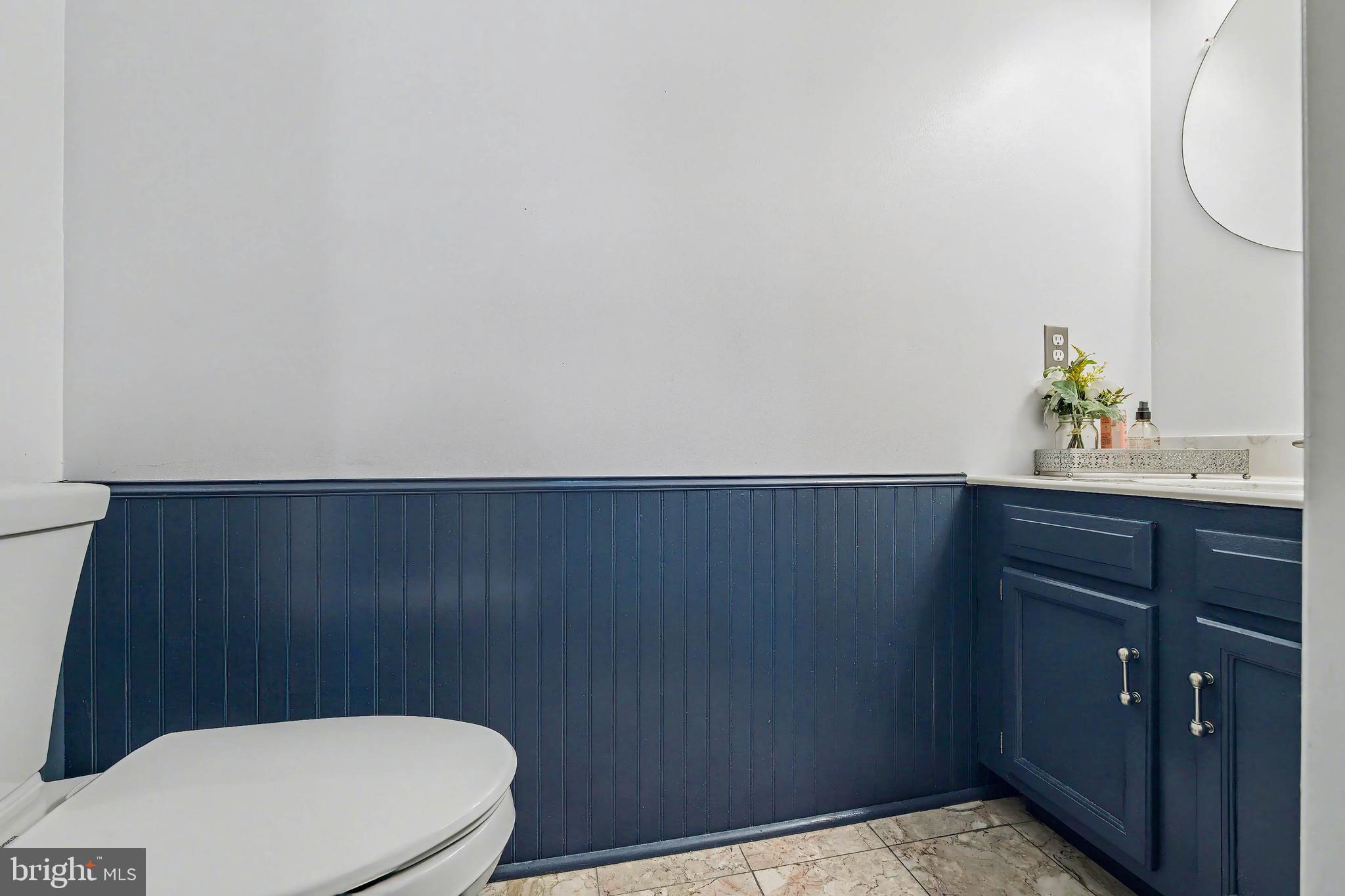775 Quail Place Deptford, NJ 08096 - Photo 10 of 17 a bathroom with a toilet