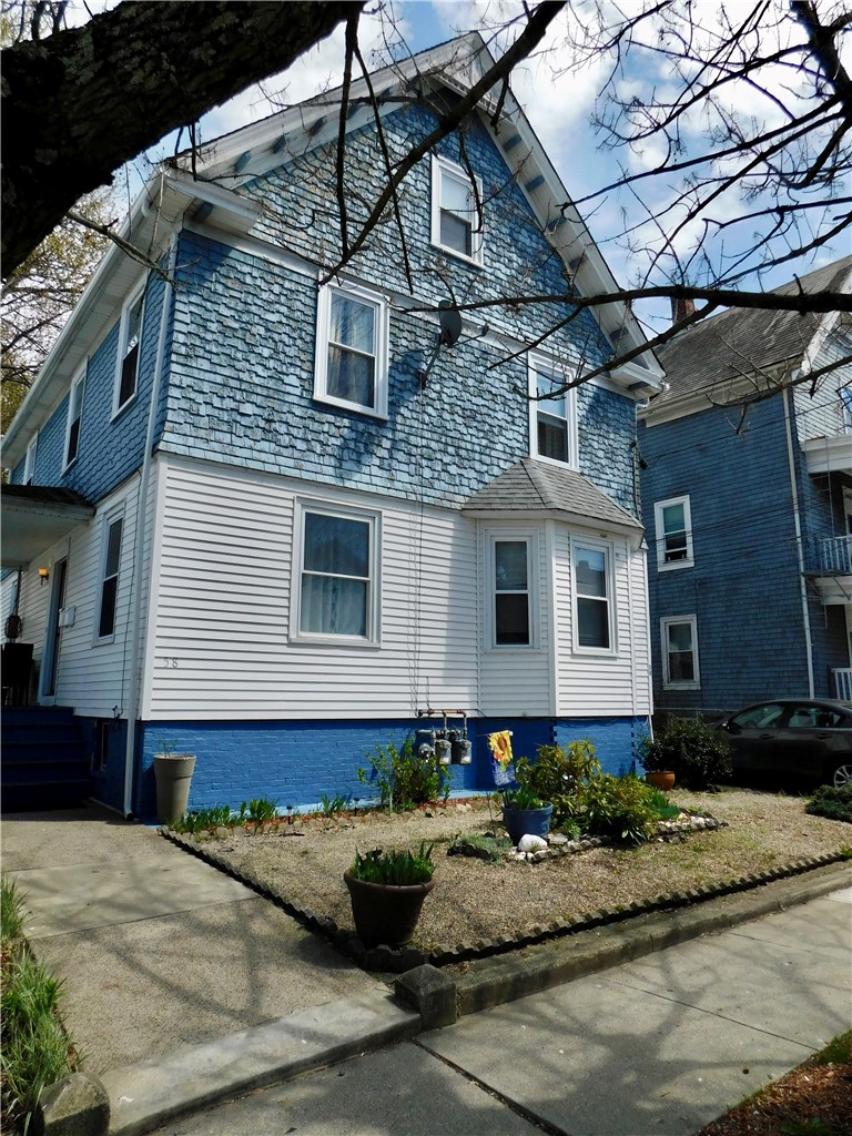 58 Myrtle Street Pawtucket, RI 02860 - Photo 1 of 17