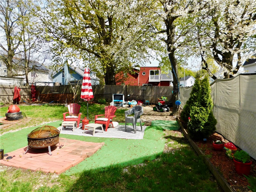 58 Myrtle Street Pawtucket, RI 02860 - Photo 9 of 17