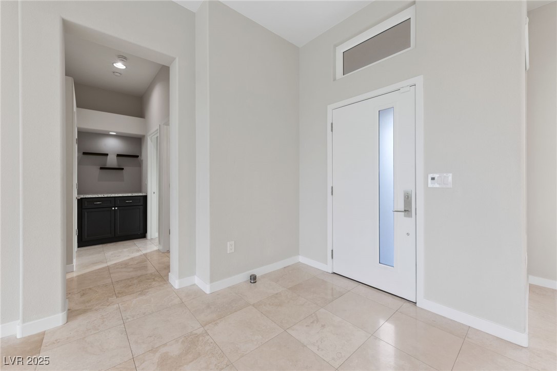 1928 Hot Oak Ridge Street Las Vegas, NV 89134 - Photo 18 of 98