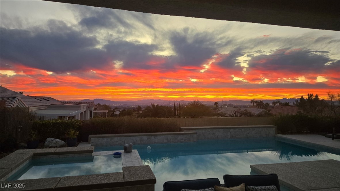 1928 Hot Oak Ridge Street Las Vegas, NV 89134 - Photo 56 of 98