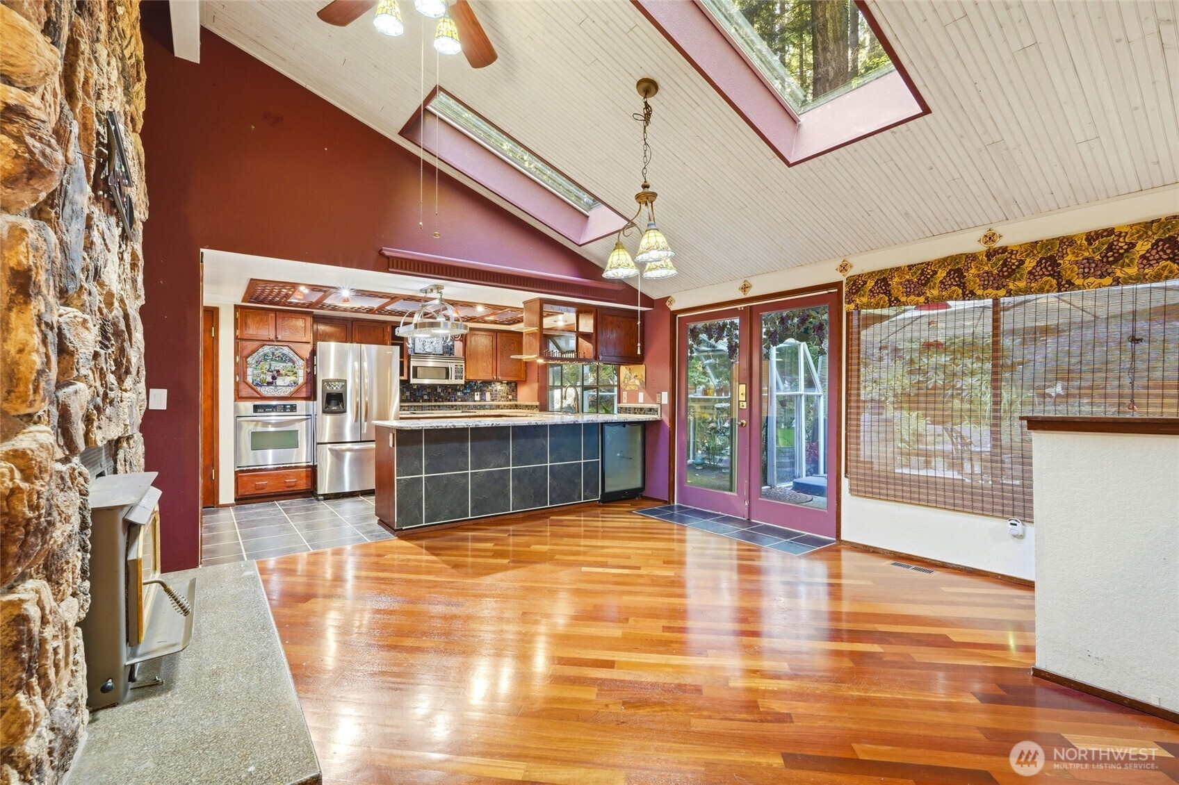2905 211th Street Southeast Bothell, WA 98021 - Photo 14 of 39