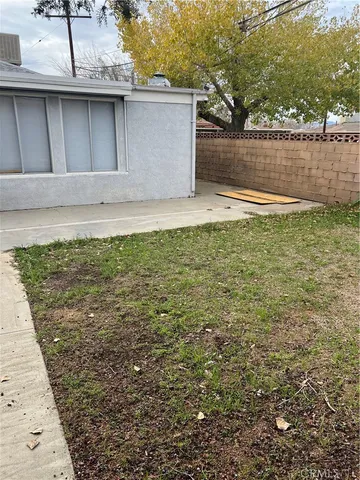 $2,300 | 44078 Cedar Avenue, Lancaster, CA 93534