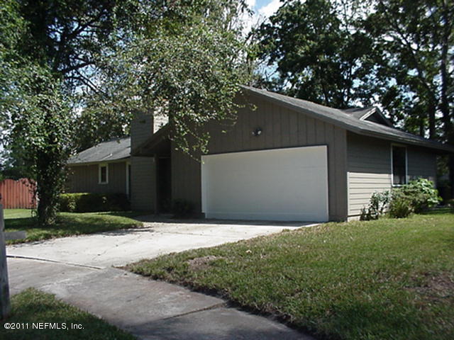 10405 Indian Walk Road Jacksonville, FL 32257 - Photo 1 of 12 Front
