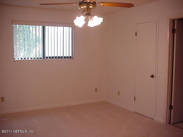 10405 Indian Walk Road Jacksonville, FL 32257 - Photo 7 of 12 Master Bedroom