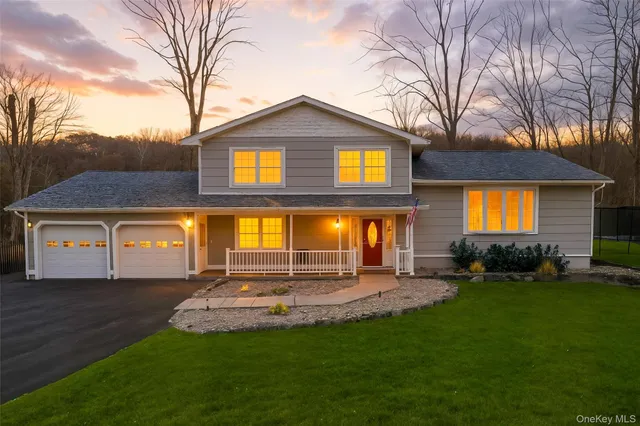 $925,000 | 297 Church Road, Putnam Valley, NY 10579