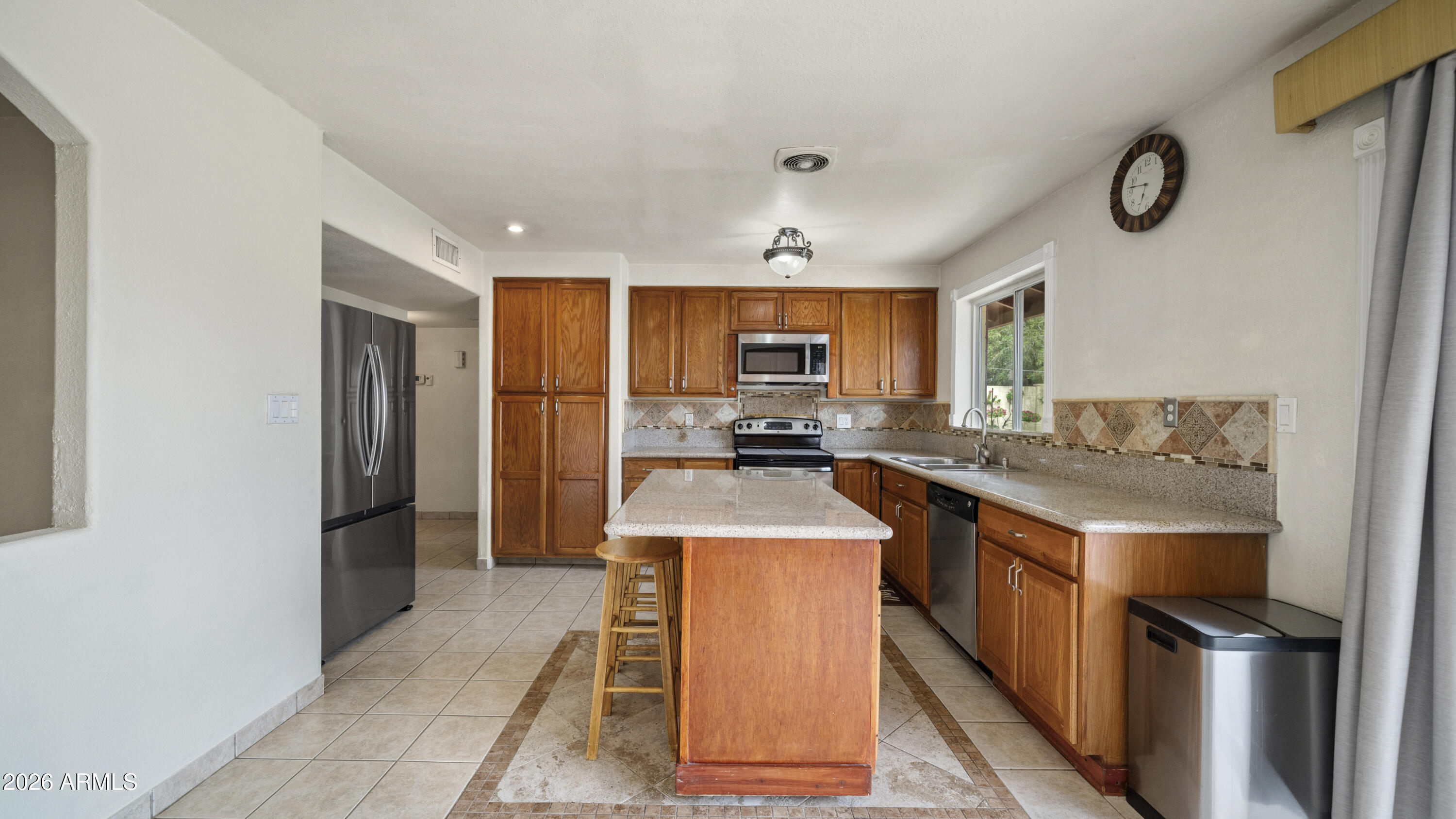 2908 East Cactus Road Phoenix, AZ 85032 - Photo 9 of 40 2908 E Cactus Rd - 4