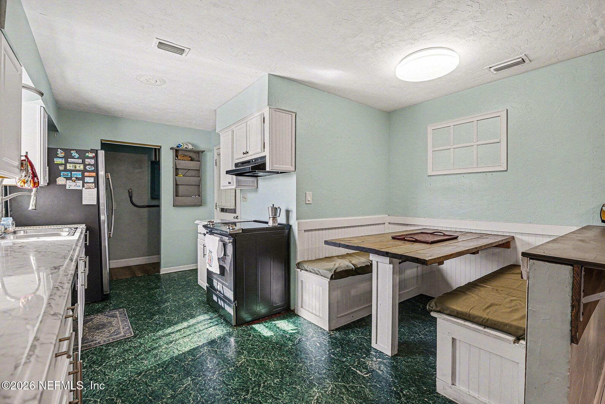 655 Pointview Road Keystone Heights, FL 32656 - Photo 14 of 38 013_file_6702