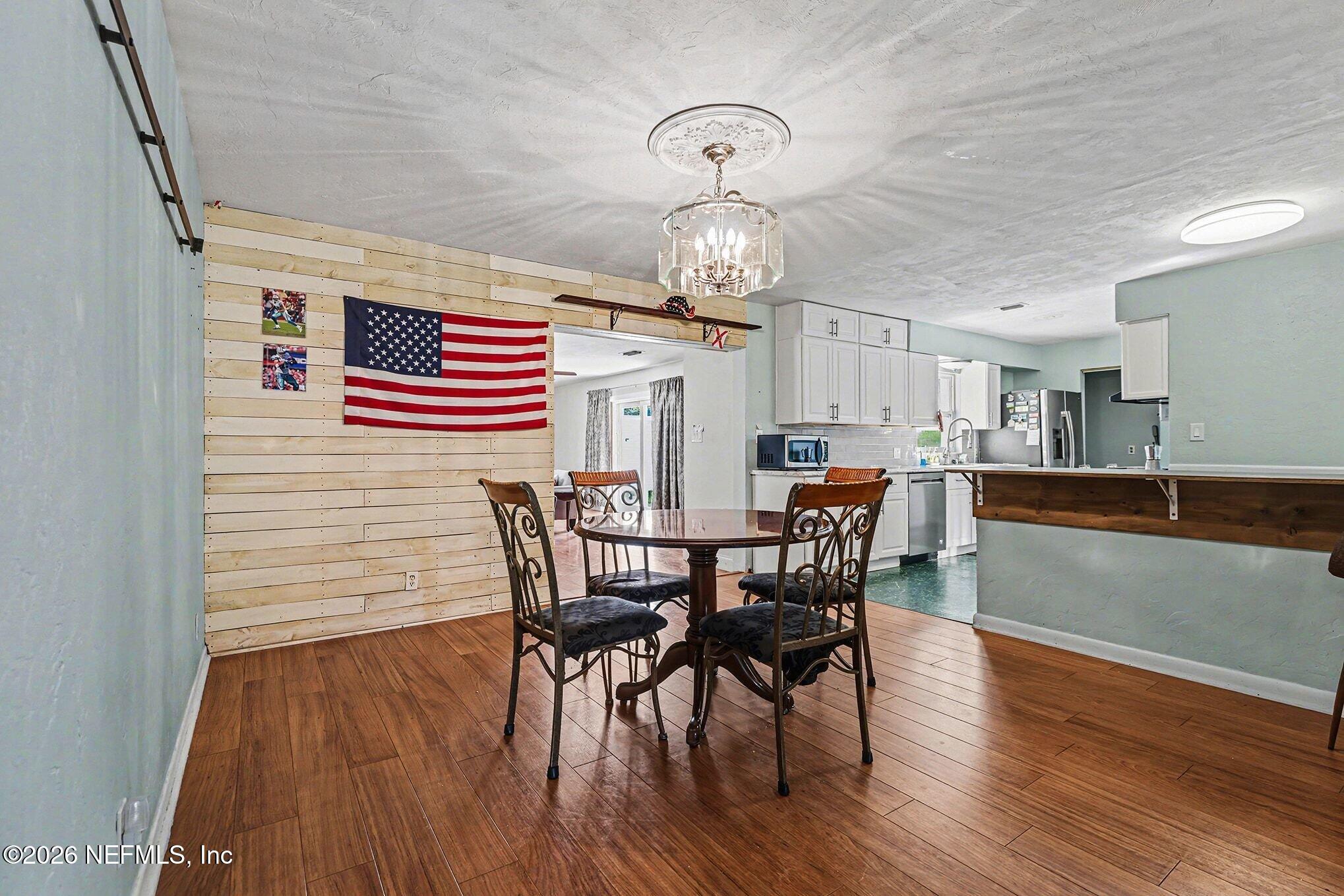 655 Pointview Road Keystone Heights, FL 32656 - Photo 10 of 38 009_file_9949