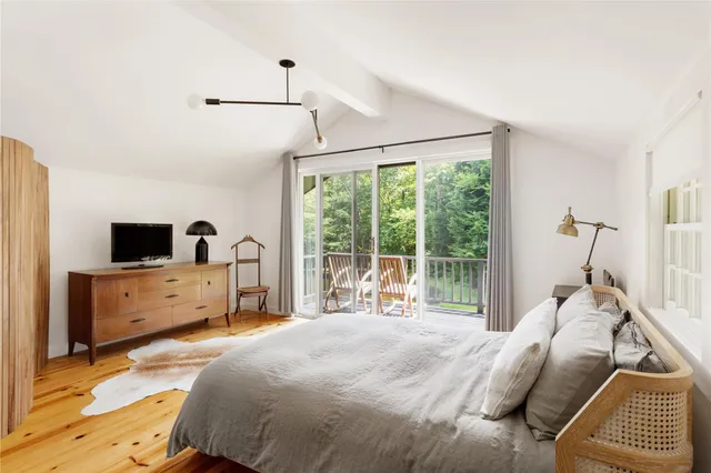 $1,250,000 | 161 Stagecoach Road, Hillsdale, NY 12529