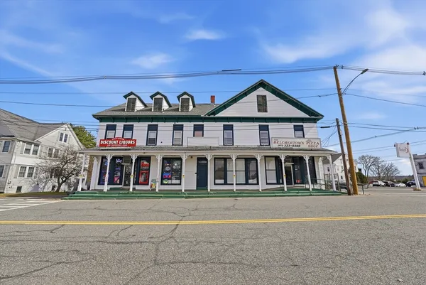 $850,000 | 4 Park Street, Belchertown, MA 01007