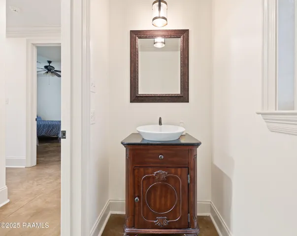 $720,000 | 119 Olinger Lane, Rayne, LA 70578