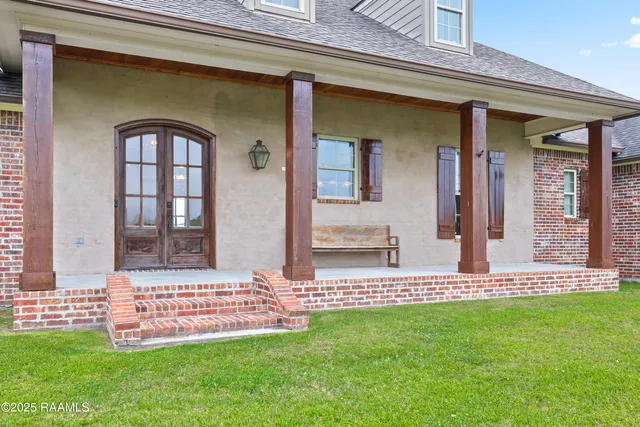 $720,000 | 119 Olinger Lane, Rayne, LA 70578