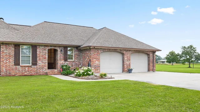 $720,000 | 119 Olinger Lane, Rayne, LA 70578