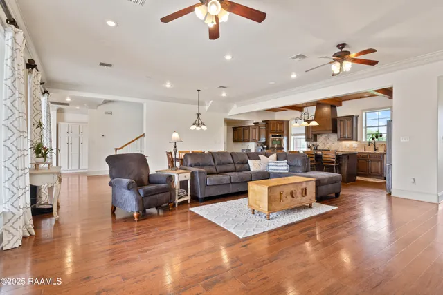 $720,000 | 119 Olinger Lane, Rayne, LA 70578