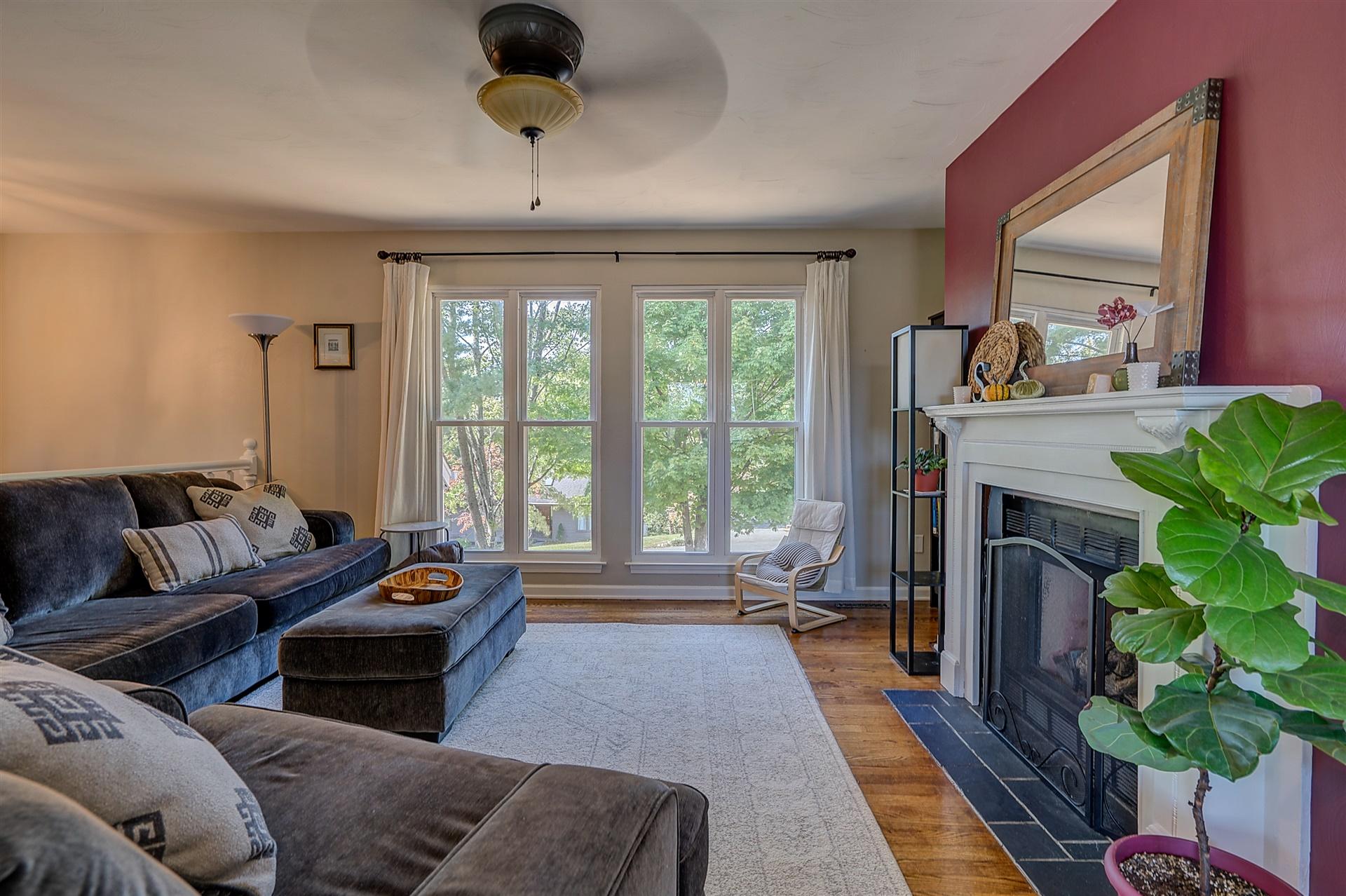 5366 Sundance Road Salem, VA 24153 - Photo 11 of 35 06-DSC00171-2_2-2_3-2_4-2_5-2