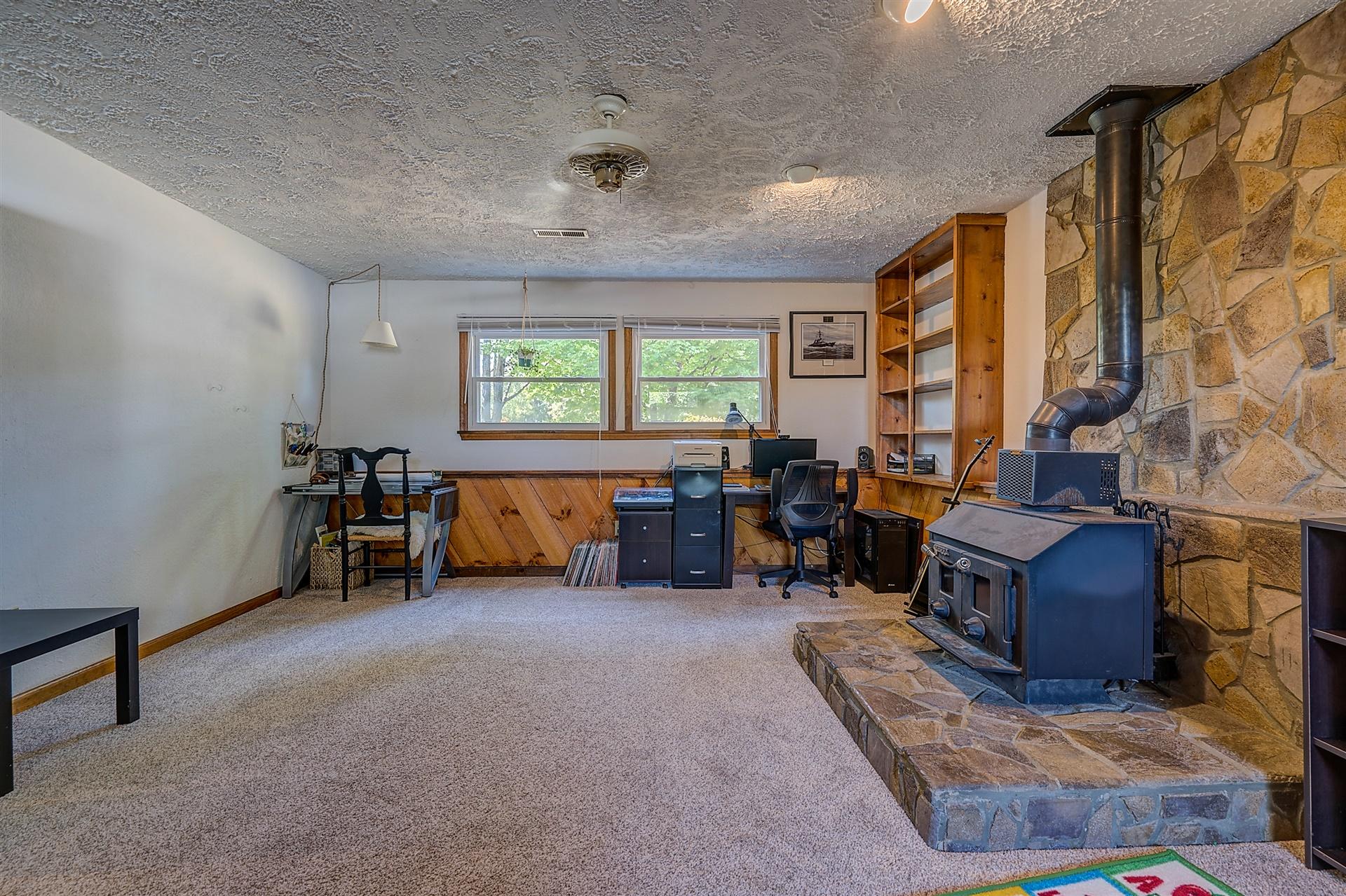 5366 Sundance Road Salem, VA 24153 - Photo 29 of 35 24-DSC00291_2_3_4_5