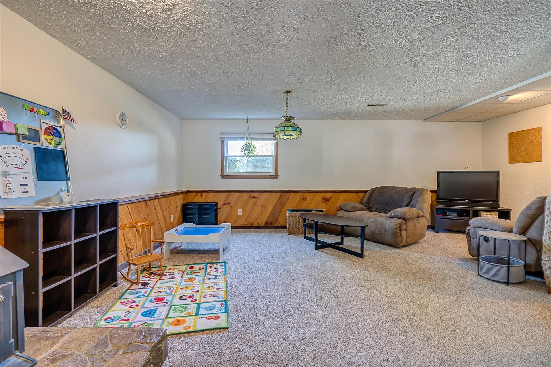 5366 Sundance Road Salem, VA 24153 - Photo 32 of 35 27-DSC00306_07_08_09_10