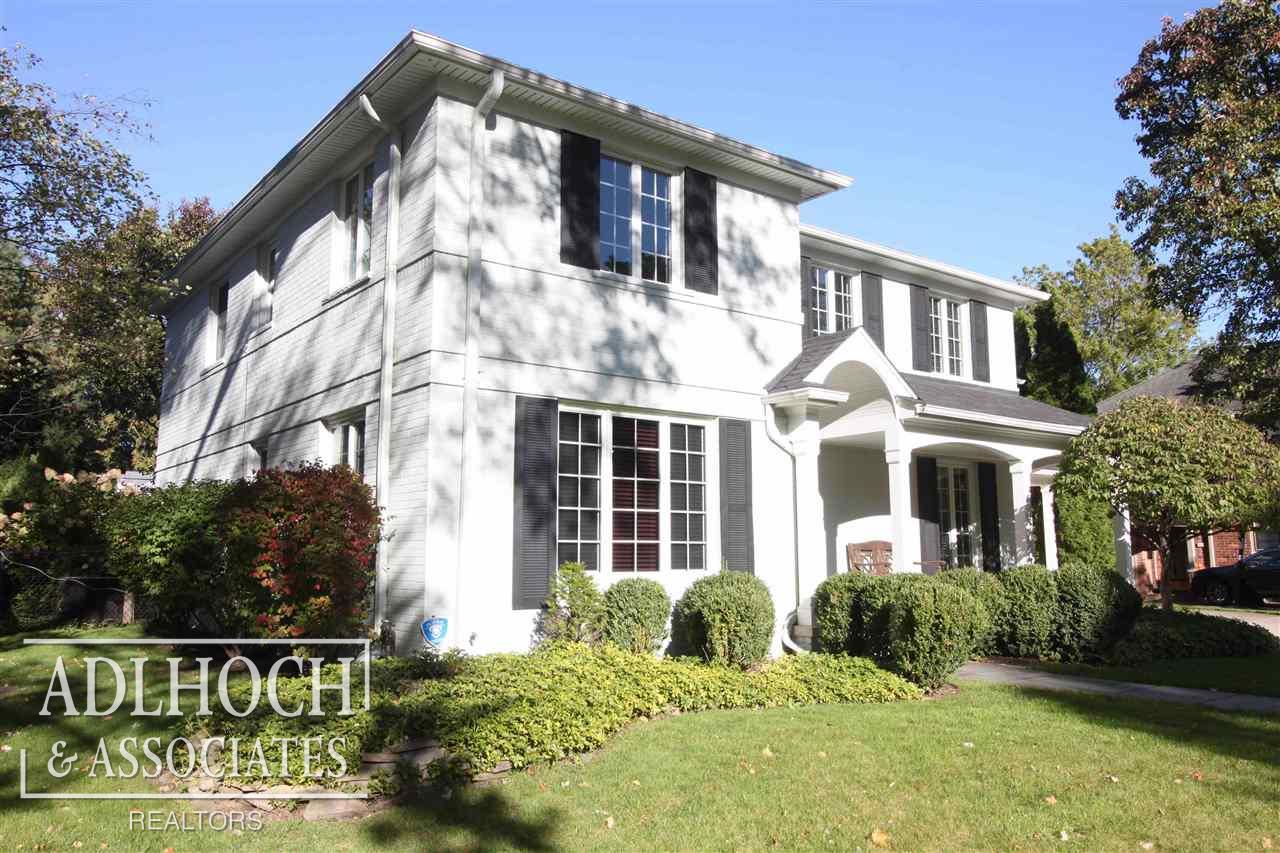 70 Merriweather Road Grosse Pointe, MI 48236 - Photo 3 of 34 31365128-2.JPG