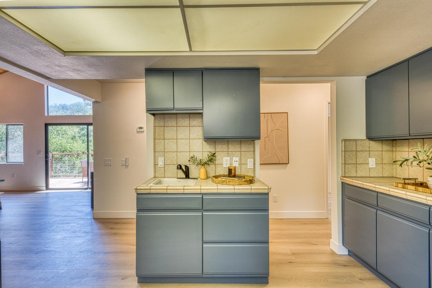 186 San Benancio Road Salinas, CA 93908 - Photo 16 of 41 Gallery Image 16