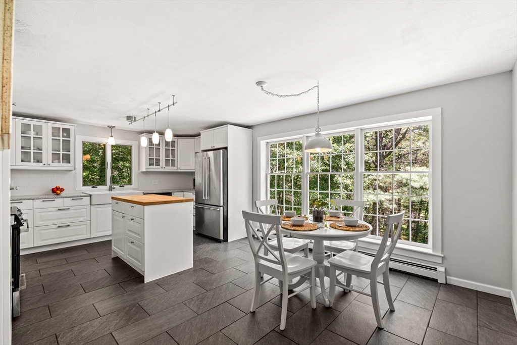 153 Raddin Road Groton, MA 01450 - Photo 6 of 42