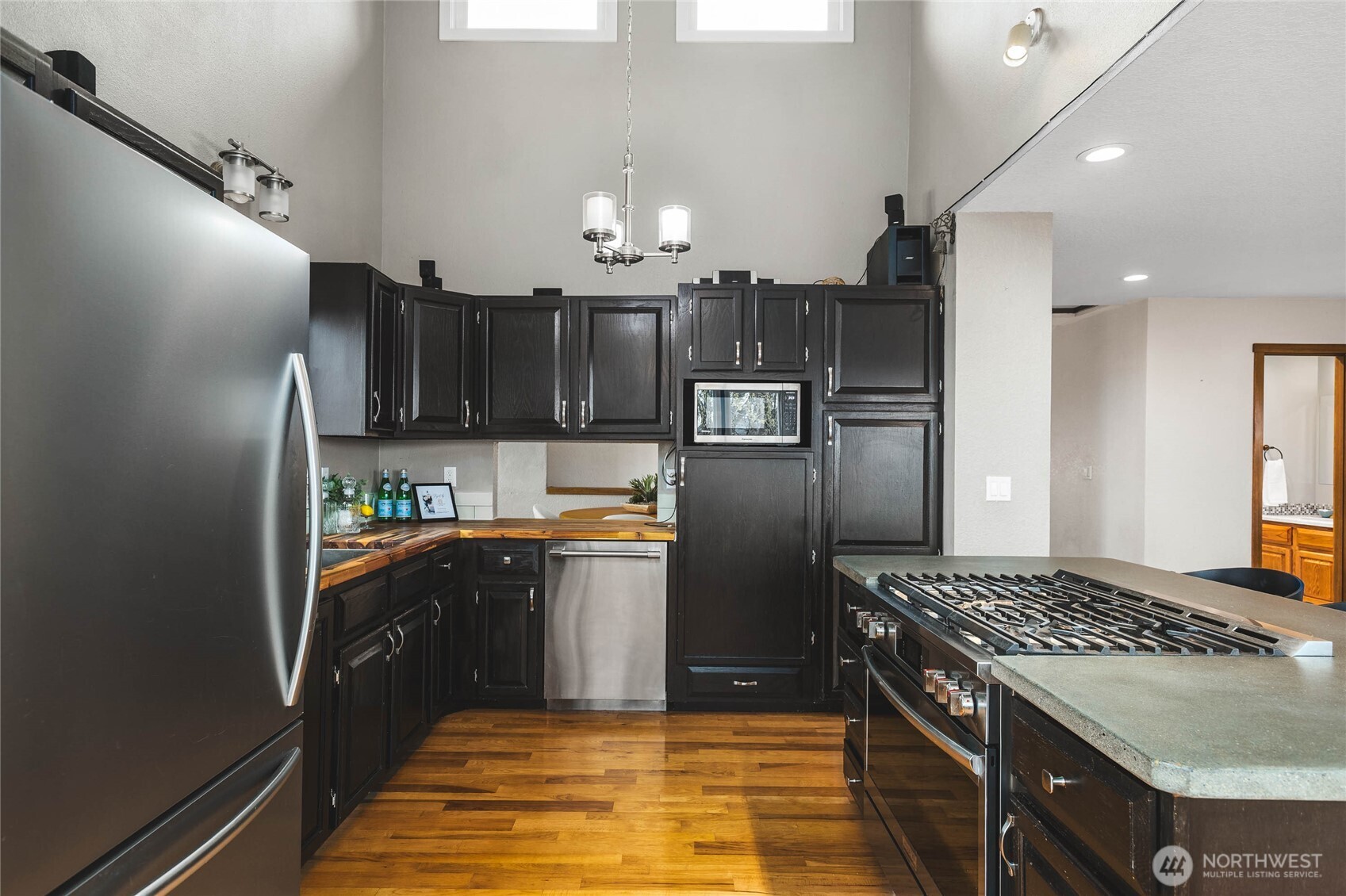 3600 West 3rd Street Anacortes, WA 98221 - Photo 7 of 34