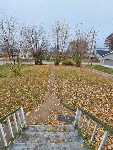 $19,000 | 2305 West 24th Street, Granite City, IL 62040