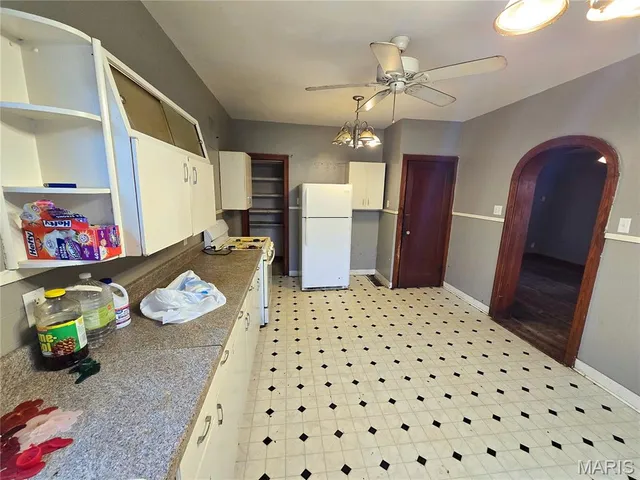 $19,000 | 2305 West 24th Street, Granite City, IL 62040