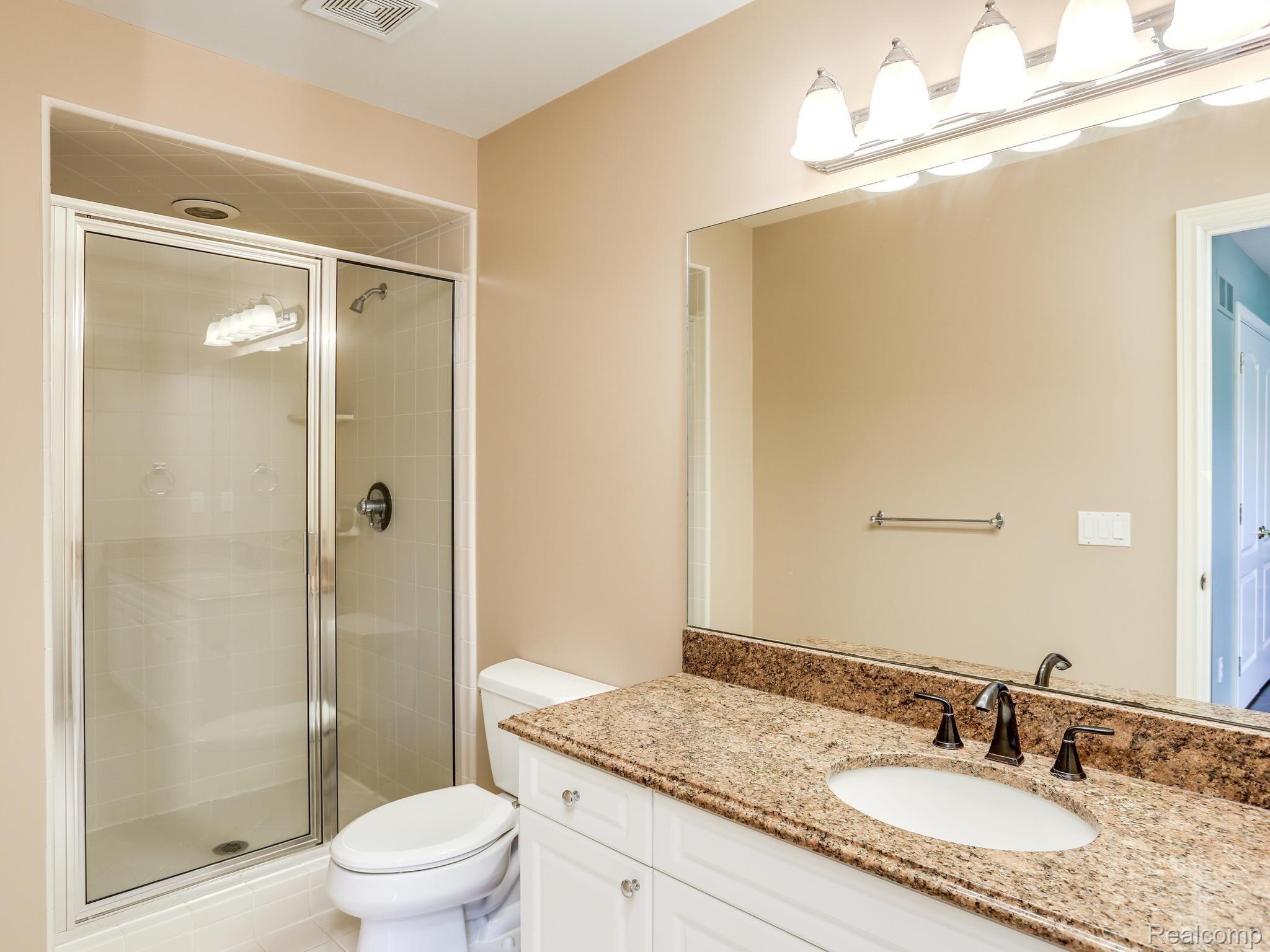 5323 Carlisle Court Rochester, MI 48306 - Photo 32 of 57 Ensuite bathroom.