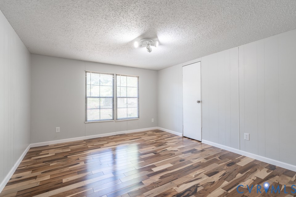 18017 Cox Road Sutherland, VA 23885 - Photo 27 of 49 Bedroom #2 w/ Closet 10x13