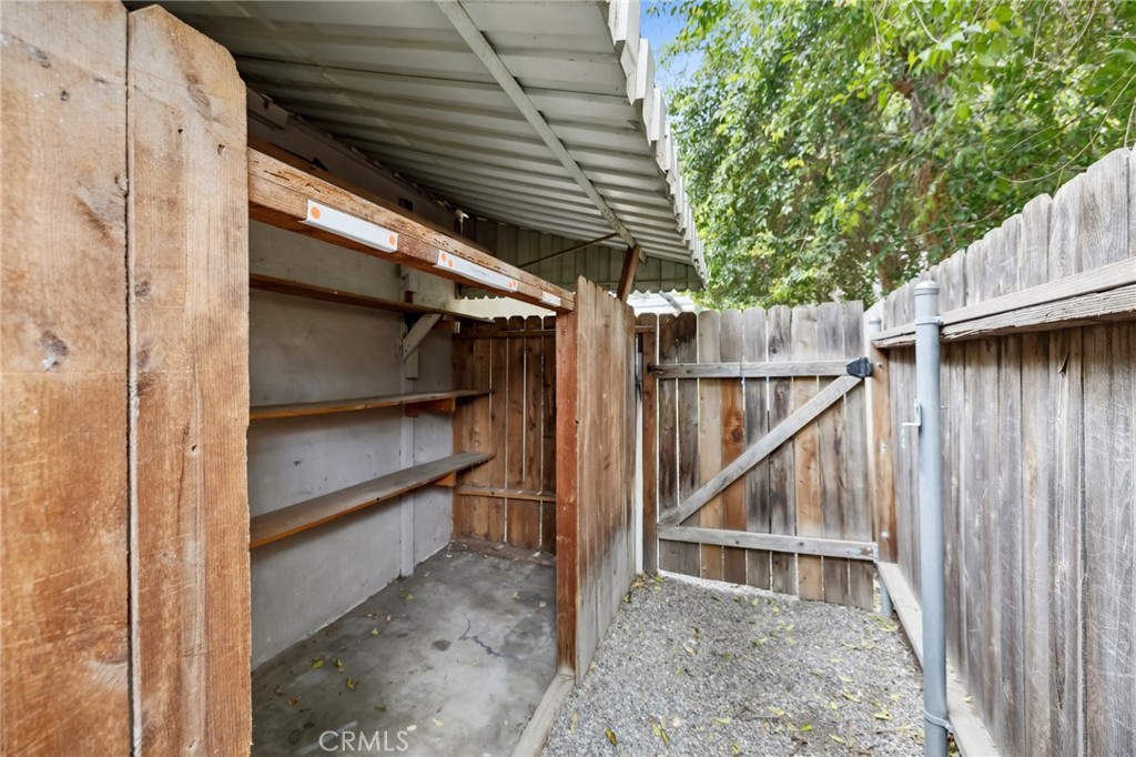 4254 Miramonte Place Riverside, CA 92501 - Photo 38 of 43