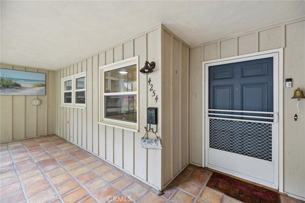 4254 Miramonte Place Riverside, CA 92501 - Photo 5 of 43 a view of a house livingroom with wooden floor