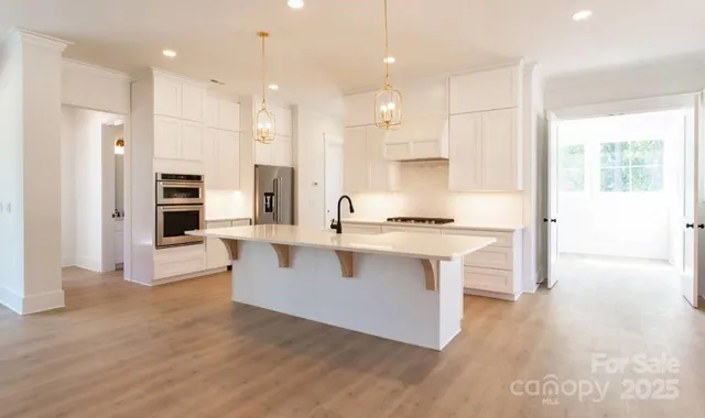 $1,500,000 | 1 Antioch Church Road, Weddington, NC 28104