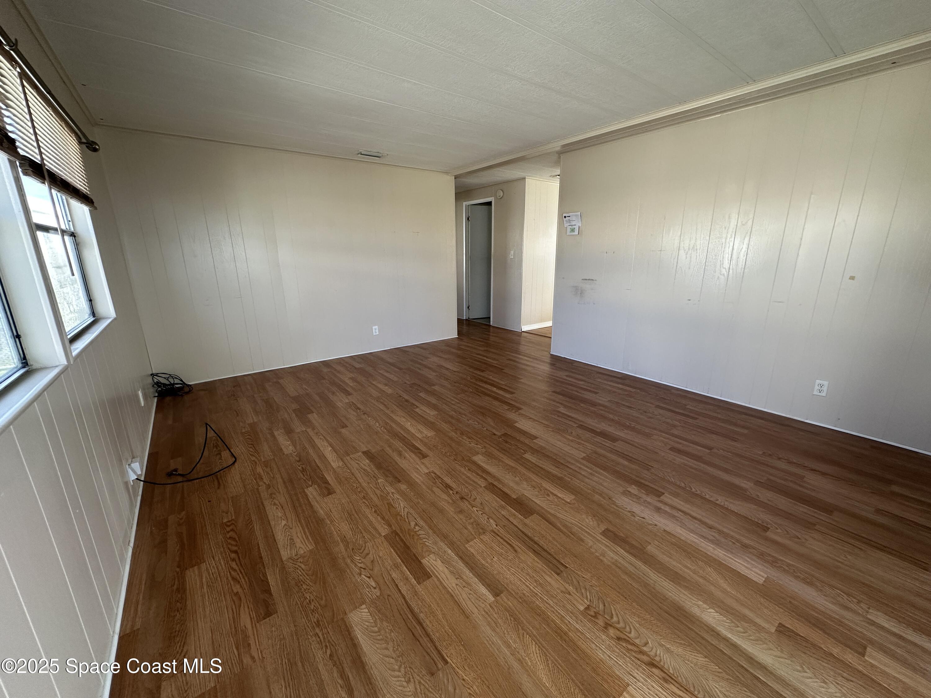 1675 Oceana Drive, Unit 5 Merritt Island, FL 32952 - Photo 12 of 14 Living room 2