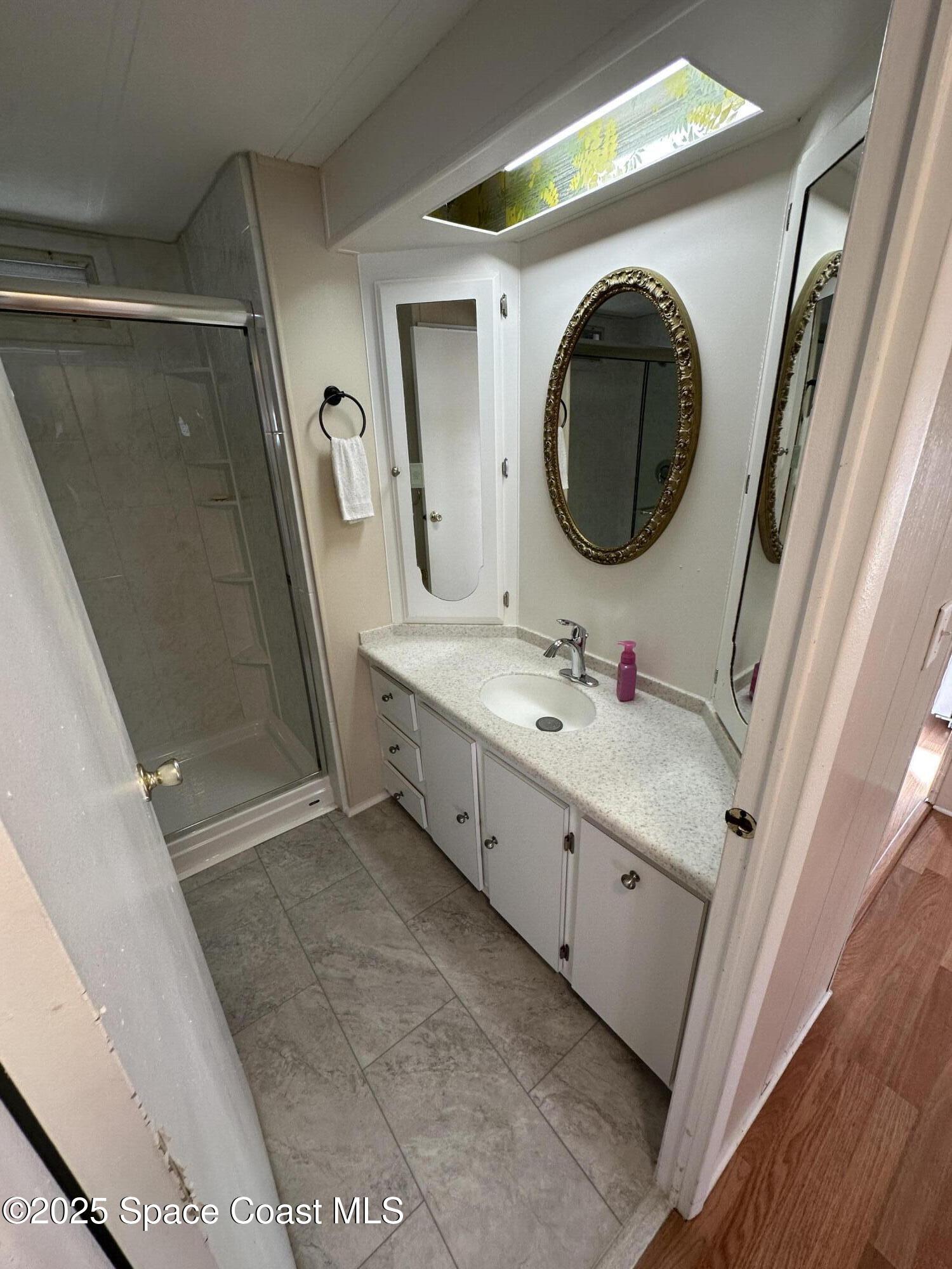 1675 Oceana Drive, Unit 5 Merritt Island, FL 32952 - Photo 6 of 14 Bathroom