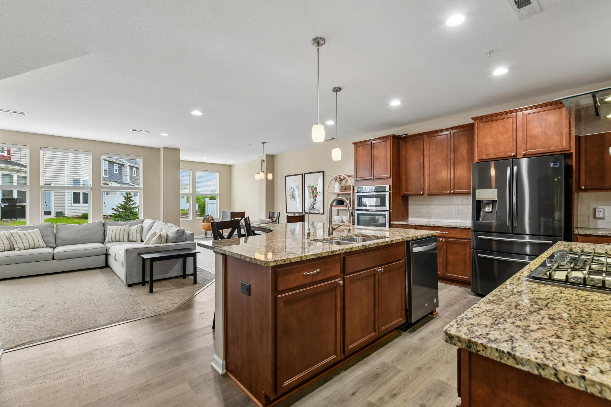 708 Rockburn Road Chanhassen, MN 55317 - Photo 10 of 33