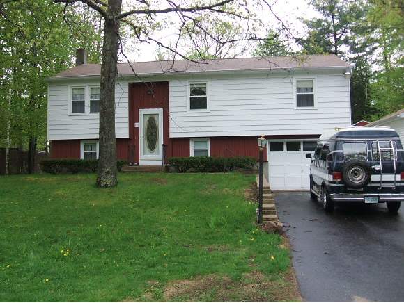 151 Eastern Avenue Rochester, NH 03867 - Photo 1 of 1