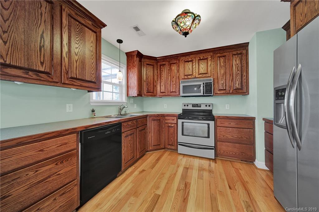 326 State Rd S-46-167 York, SC 29745 - Photo 4 of 32 Gallery Image 4