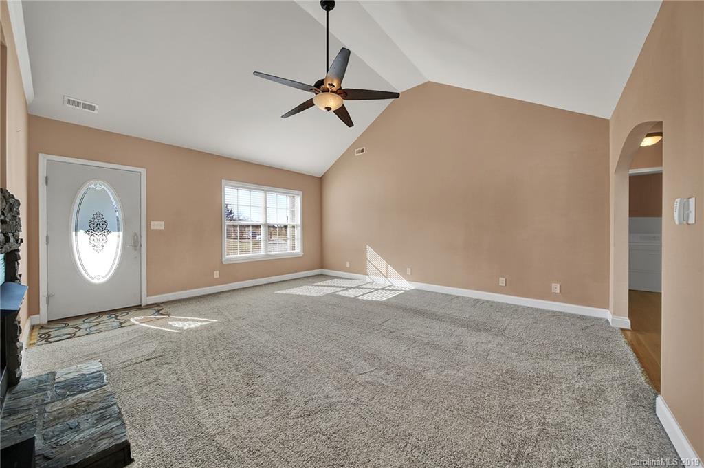 326 State Rd S-46-167 York, SC 29745 - Photo 7 of 32 Gallery Image 7