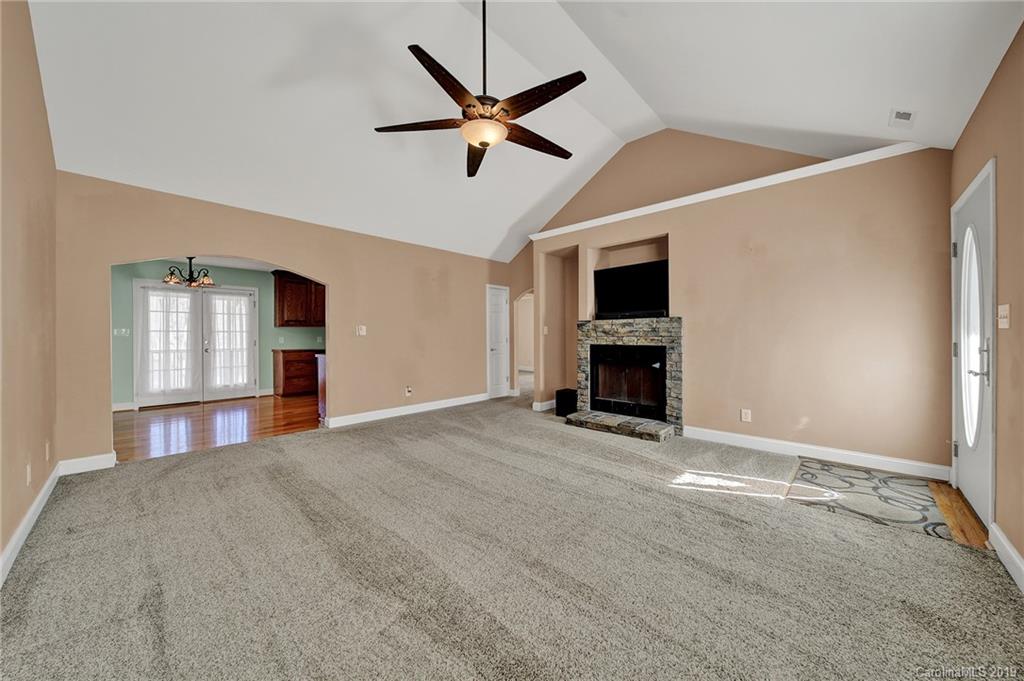 326 State Rd S-46-167 York, SC 29745 - Photo 9 of 32 Gallery Image 9