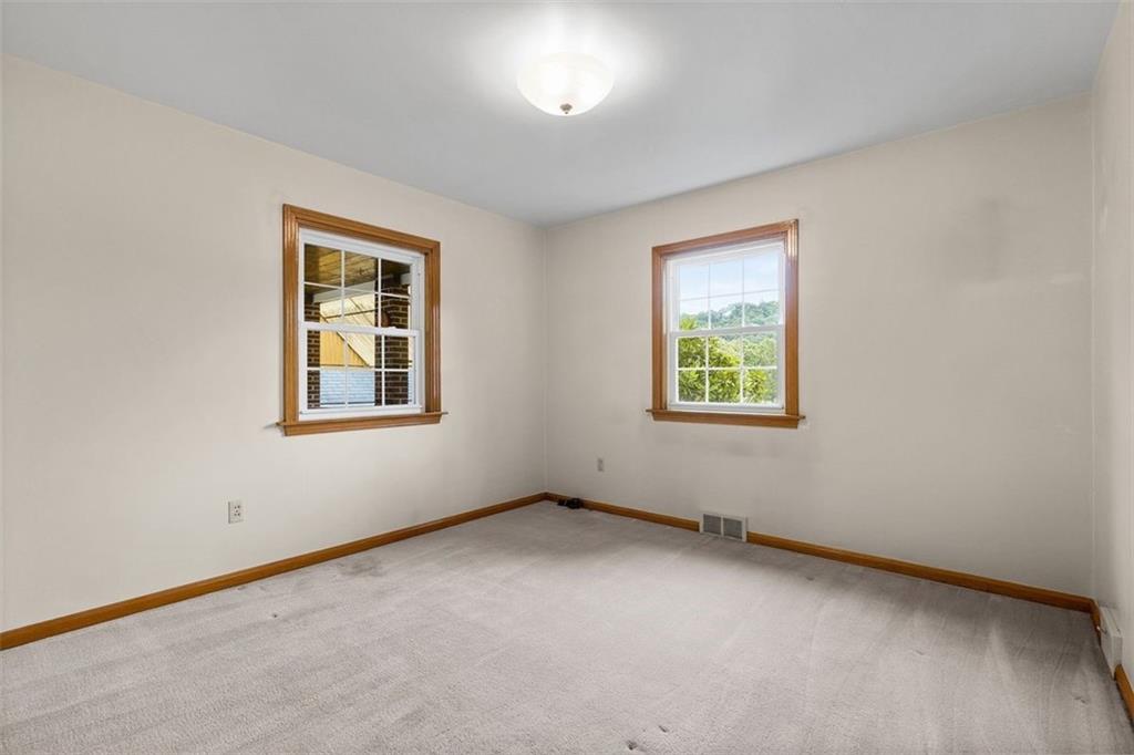 111 Lewis Street Ambridge, PA 15003 - Photo 12 of 31 Gallery Image 12