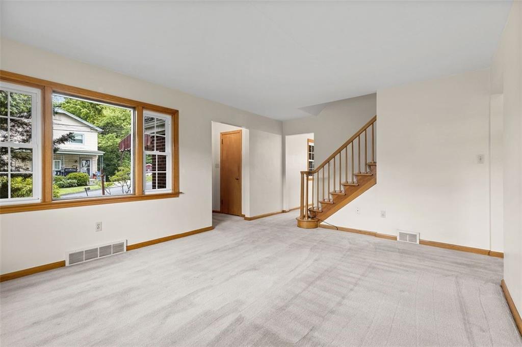 111 Lewis Street Ambridge, PA 15003 - Photo 4 of 31 Gallery Image 4