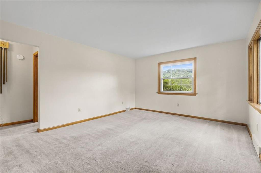 111 Lewis Street Ambridge, PA 15003 - Photo 6 of 31 Gallery Image 6